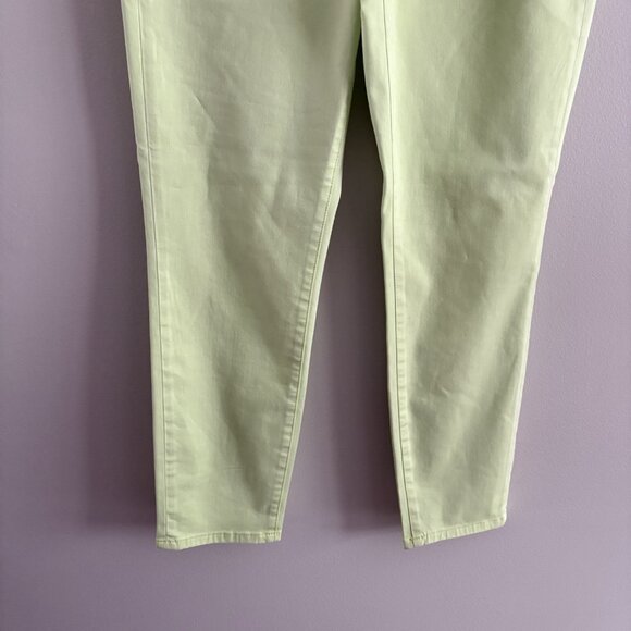 Tommy Bahama Women 6 Lime Pop Boracay Beach High Rise Ankle Jeans NWT - Picture 3 of 16